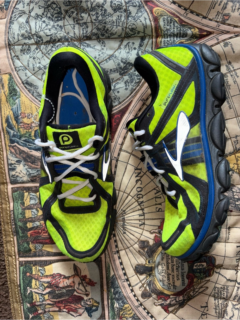 Neon Green Men's Running Shoes